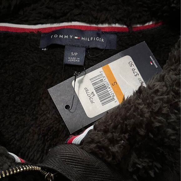 NEW Women’s Tommy Hilfiger Cozy Black Sherpa Fleece Bomber Jacket - Picture 2 of 7